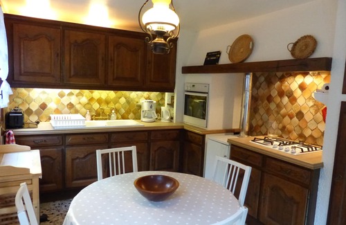Saint-Jouin-Bruneval Villa | La Flore Marine: Coastal Cottage with Pool & Ocean Views