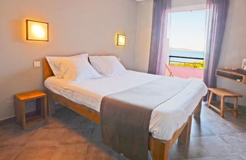 Saint-Florent Hotel | Discover La Florentine: Top-Rated Oceanfront Retreat