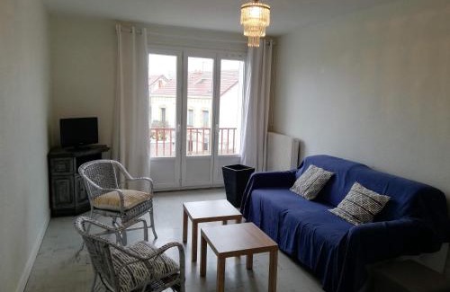 Paray-le-Monial Apartment | Cozy La Fontaine: Family-Friendly Stay in Paray