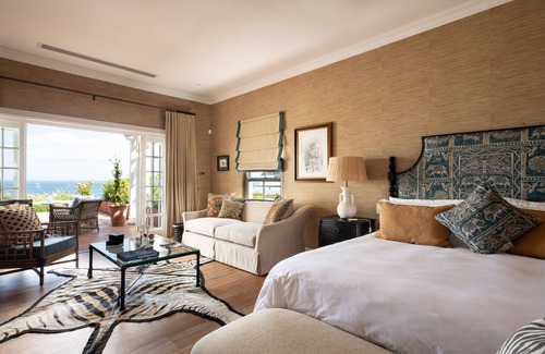 Westcliff House | Discover La Fontaine Guest House: 4-Star Elegance Awaits