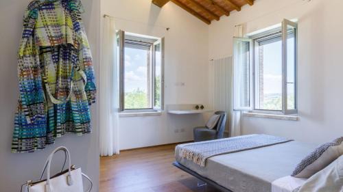 Siena Villa | Discover La Fonte Di Santa Regina 16: Oceanfront Retreat