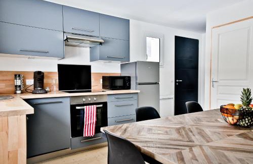 Thones Apartment | Inviting Retreat at La Forêt: Family and Pet Friendly Stay