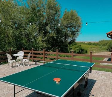 Siria House | Top-Rated La Foresteria: Family-Friendly with Hot Tub & Dining