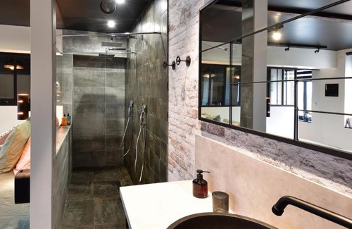 Eppe-Sauvage Apartment | Indulgent Retreat at La Forge - Jacuzzi, Sauna & Breakfast