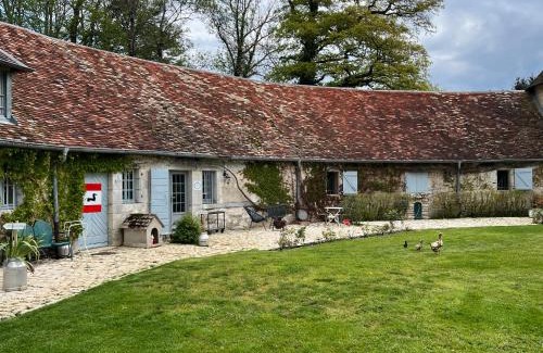 Quingey Bed & Breakfast | Pet-Friendly Retreat at La Forge de Malpas with Ocean Views