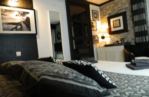 Saint-Maurice-Etusson House | Explore LA FOUGEREUSE Bed and Breakfast - 10/10 Guest Rated