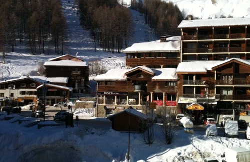 Allos Apartment | LA FOUX D ALLOS HOLIDAY SKI SNOW MOUNTAIN