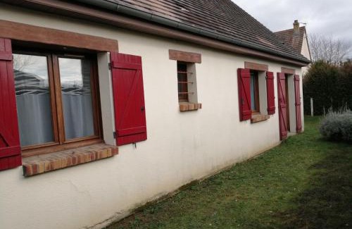 Le Vaudreuil Villa | Discover La Framboisette: Pet-Friendly & Family Welcoming