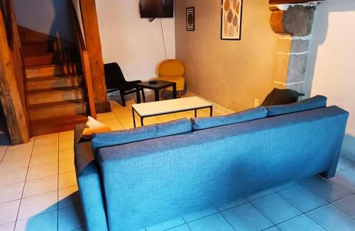 Champniers-et-Reillac Apartment | Cap Nature: Ideal for Groups & Pets in Périgord Vert