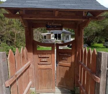 Los Ladrillos House | Experience La Frontera Bed & Breakfast in Valle Cochamó