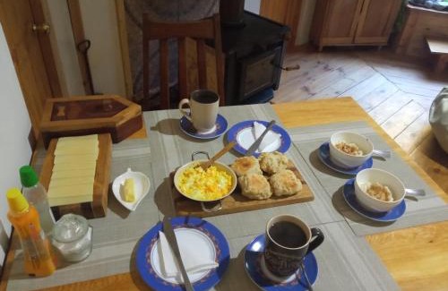 Los Ladrillos House | Experience La Frontera Bed & Breakfast in Valle Cochamó