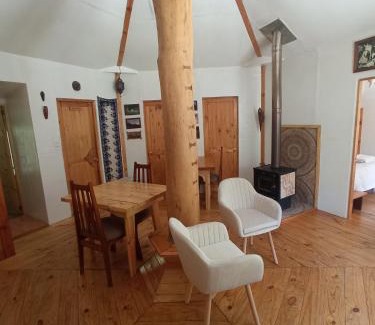 Los Ladrillos House | Experience La Frontera Bed & Breakfast in Valle Cochamó