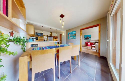 Seynod House | Family-Friendly Getaway at La Fruitière with Great Reviews