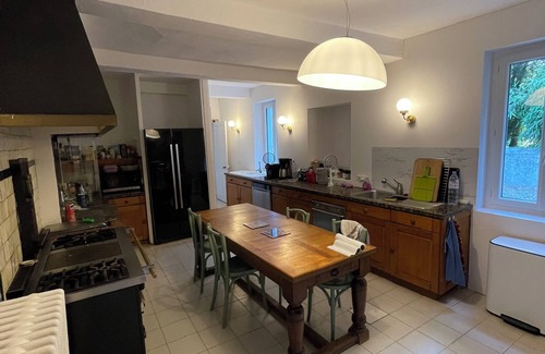Savasse House | Spacious La Gallée: Family-Friendly Home with Pool & Breakfast