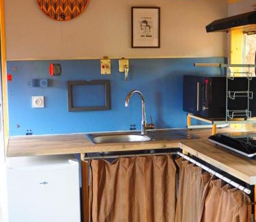 Millas House | Pet-Friendly Retreat at La Gare de Millas - Rated 8.2/10