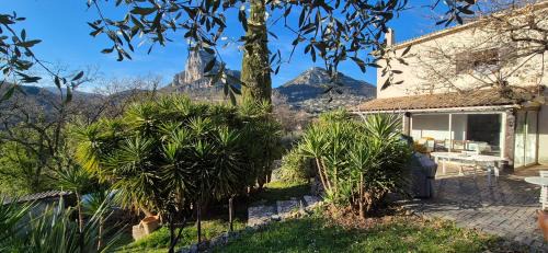 La Gaude Apartment | Family-Friendly La Gaude Appart with Garden for 6 Guests