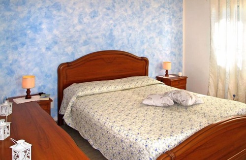 Corsanico House | Discover La Gerla: Oceanfront Stay with Spa & Breakfast