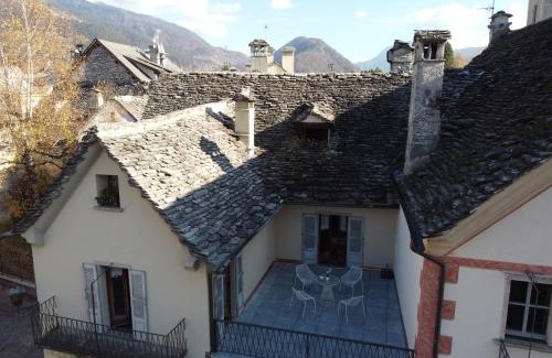 Santa Maria Maggiore Apartment | Pet-Friendly Retreat at La Ghirba - Rated 9.6/10 by Guests