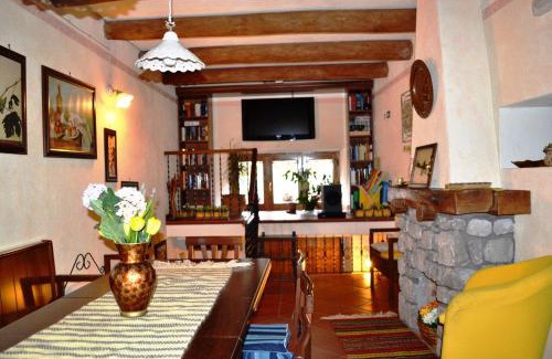 Brienza Bed & Breakfast | Pet-Friendly Getaway at La Giara Bed&Breakfast - Rated 9.4