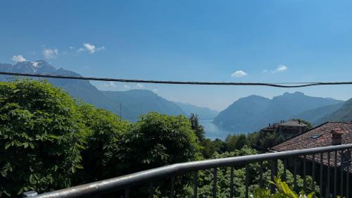 Civenna Apartment | Inviting La Gioiosa Apartment with Garden Terrace Awaits