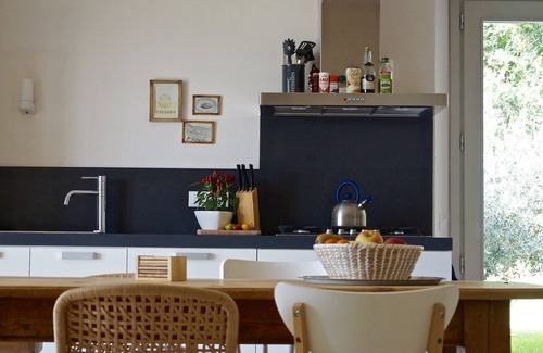 Barchi House | Experience Country-Style Charm at La Giravolta Villa