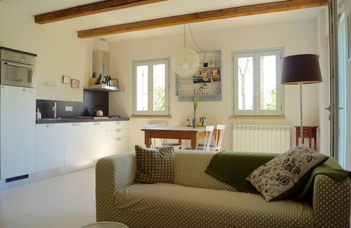Barchi House | Experience Country-Style Charm at La Giravolta Villa