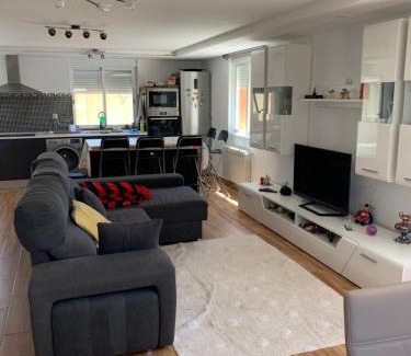 Santa Olalla House | Discover La Gitana: Pet-Friendly Oceanfront Retreat