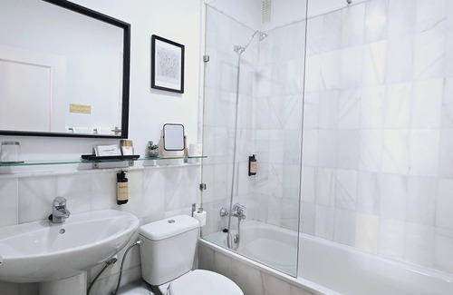 Jerez de la Frontera Old Town Bed & Breakfast | Discover Ocean View Retreat at La Gitanilla Alojamiento