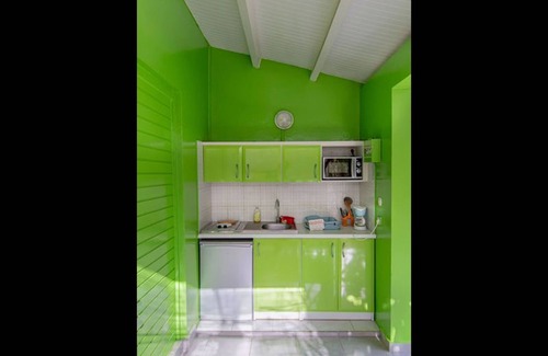Capesterre-de-Marie-Galante House | Discover La Tourterelle Rose: Pet-Friendly Retreat with Pool