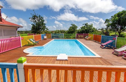 Capesterre-de-Marie-Galante House | Discover La Tourterelle Rose: Pet-Friendly Stay with Pool