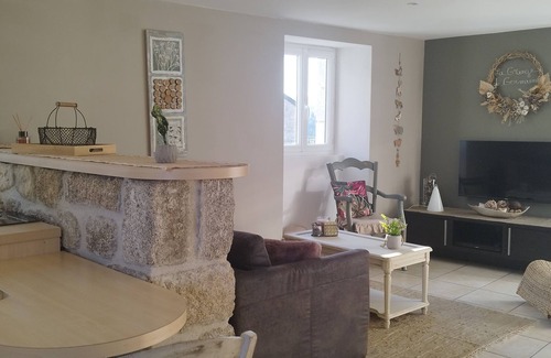 Saint-Denis-en-Margeride House | Discover La Grange de Germaine: Warm Gite in Margeride