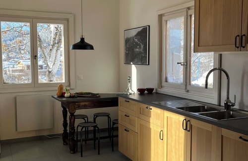 Randogne Ski Chalet | Experience La Grande Baronne: Alpine Chalet with Hot Tub & Spa