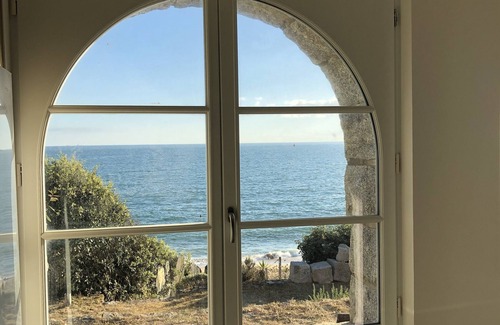 Pornichet House | Beachfront Retreat: La Grande Chartreuse in Pornichet