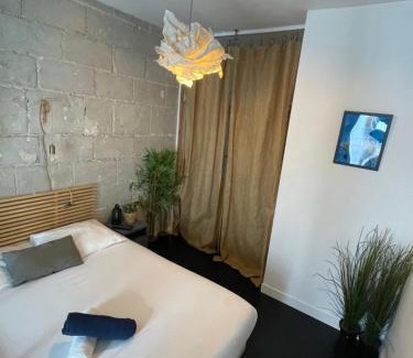 Madeleine-Champ de Mars Apartment | Accessible Comfort at La Grande Madeleine Hotel