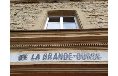 Charleville-Mezieres Bed & Breakfast | Pet-Friendly Getaway at La Grande-Ourse - Rated 9.1/10!