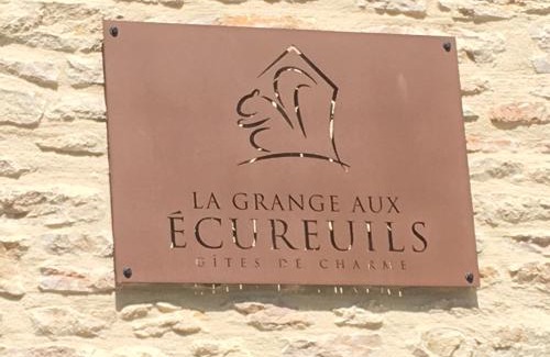 Levernois Apartment | Oceanfront Bliss at La Grange aux Ecureuils - Rated 9.4/10