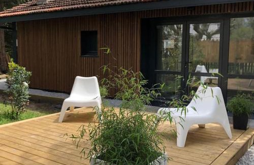 Leon Apartment | Relax at La Grange de l'Ocean SPA with Top Amenities