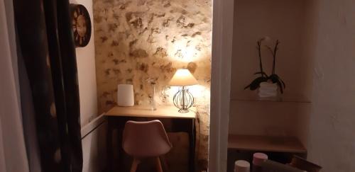 Le Tremblay-sur-Mauldre House | Relax at La Grange: Family-Friendly Stay with Garden Access