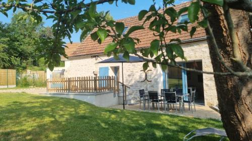 Seraincourt House | Oceanfront Retreat at La Grange - Rated 9.1/10