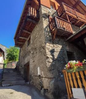 Venosc Ski Chalet | Family-Friendly Retreat at La Grange St. Cyprien, Les Deux Alpes