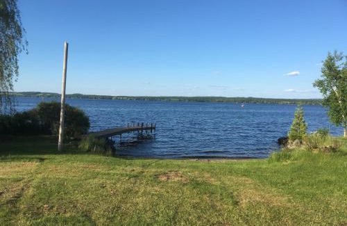 Lambton Ski Chalet | Inviting La Grange sur le Lac with Private Beach & Hot Tub