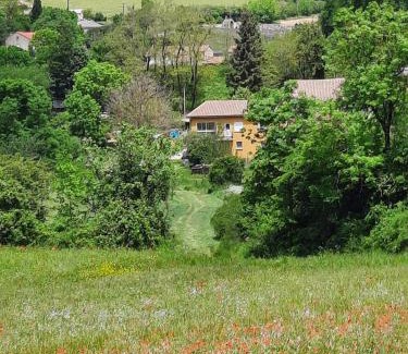 Sauclieres House | Pet-Friendly Retreat at LA GRAVE - Rated 9.5/10 by Guests