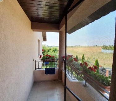 Techirghiol House | Top-Rated La Grig with Kitchen Amenities for Your Stay