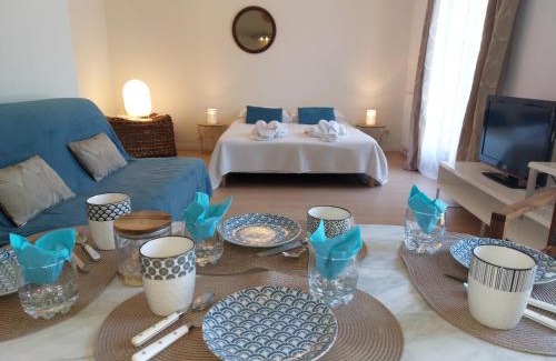 Noaillan Apartment | Relax at La Guest House BYLAVILLA25: Family-Friendly Getaway