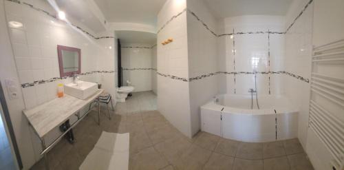 Plichancourt Apartment | Pet-Friendly Retreat at La Halte des Trois Rivieres