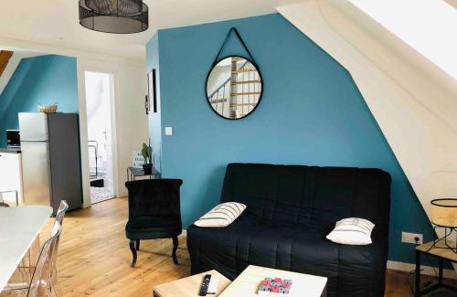 Trouville-sur-Mer Apartment | Inviting LA HOUPPA in Trouville-sur-Mer with Ocean Views
