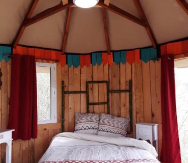 Villelaure Other | Experience LA HUTTE MASSAÏ: Guest Rated 9/10 Stay