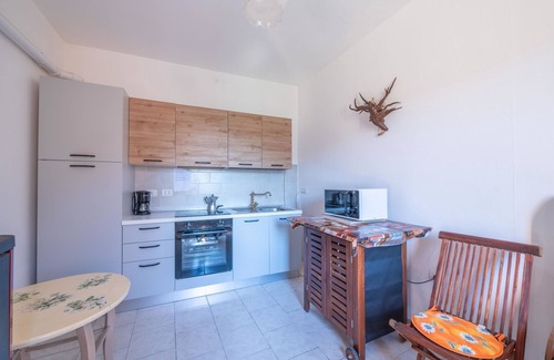 Maccagno House | Experience La Casa dei Pittori with Lake Views & Spa