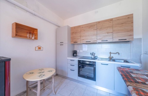 Maccagno House | Experience La Casa dei Pittori with Lake Views & Spa