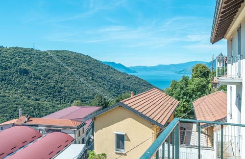 Maccagno House | Experience La Casa dei Pittori with Lake Views & Spa